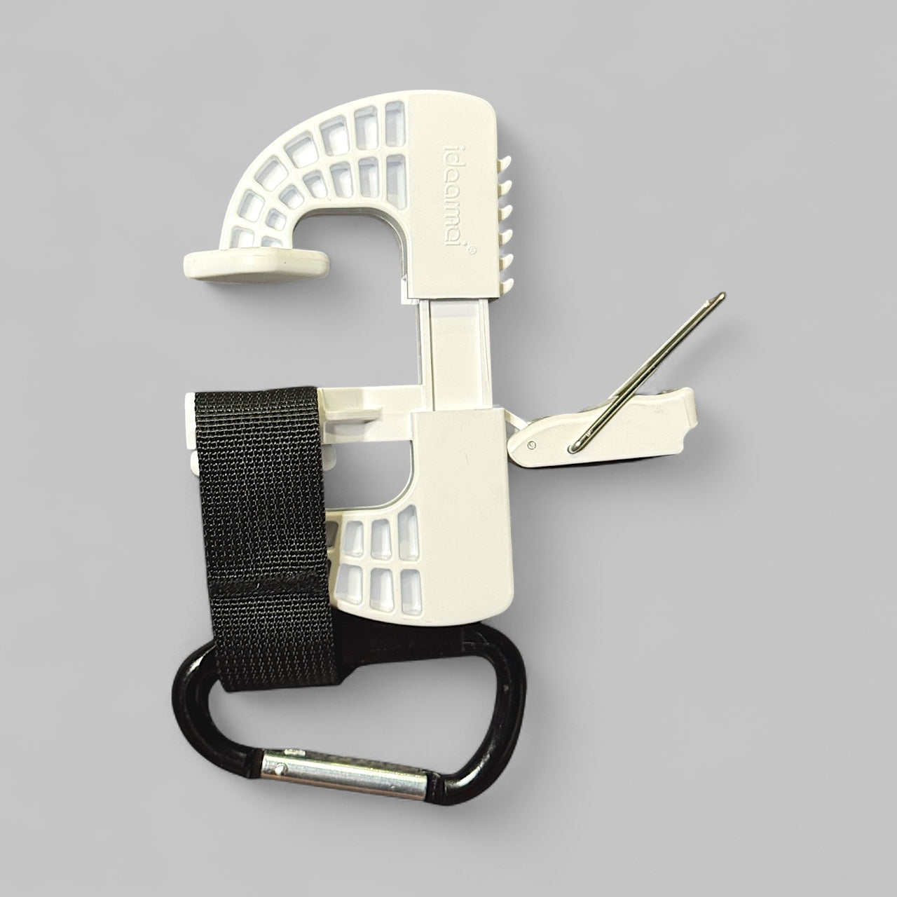 Grip&Go - The ultimate shoe clip & hanger.